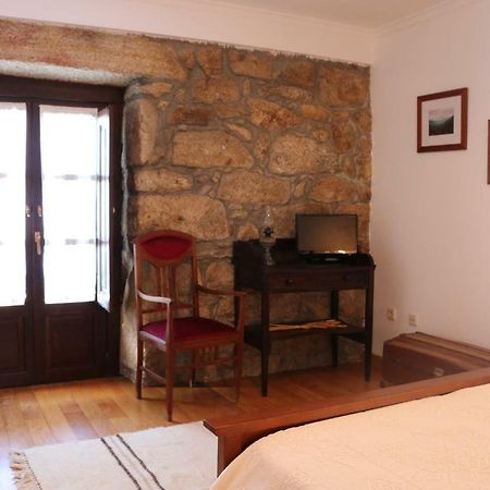 Casa Dona Urraca Hotel Vilarinho da Castanheira Luaran gambar