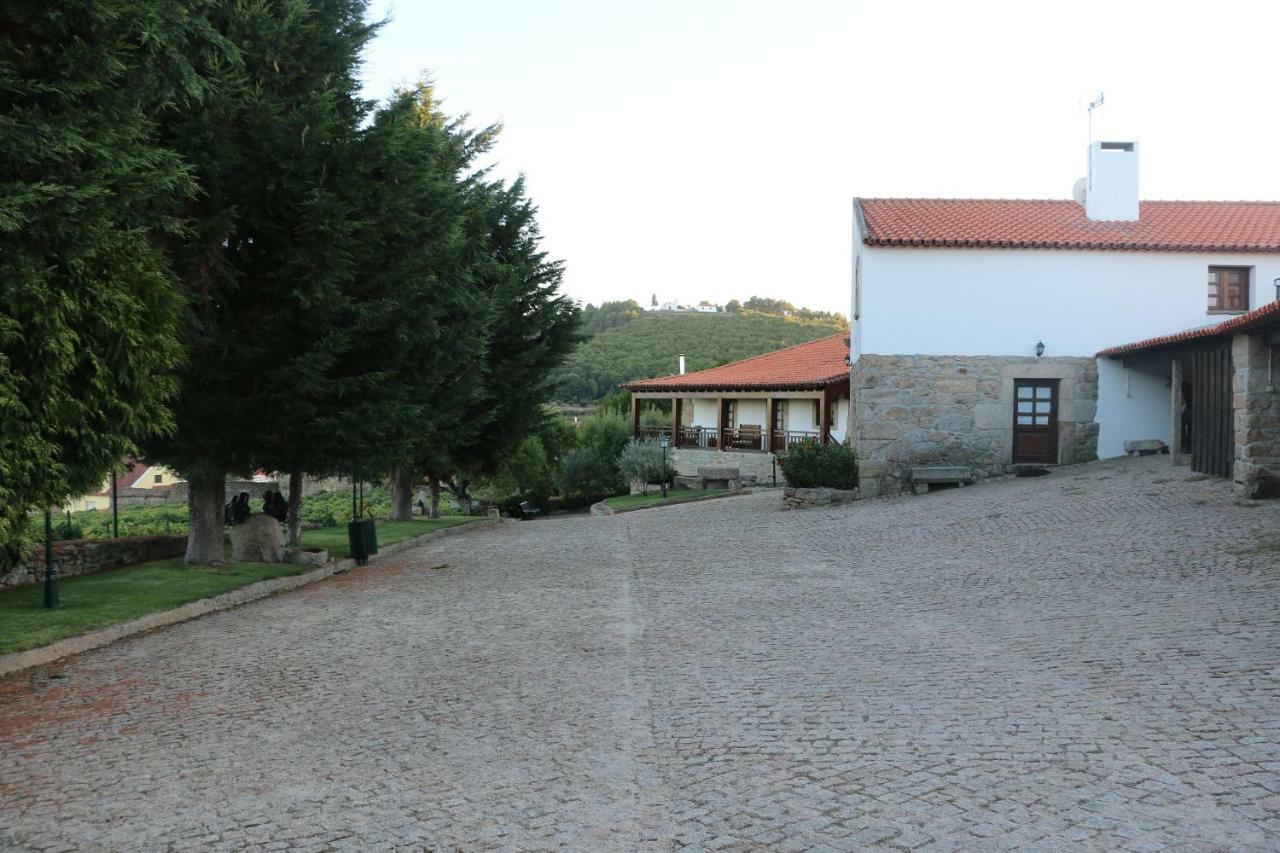 Casa Dona Urraca Hotel Vilarinho da Castanheira Luaran gambar