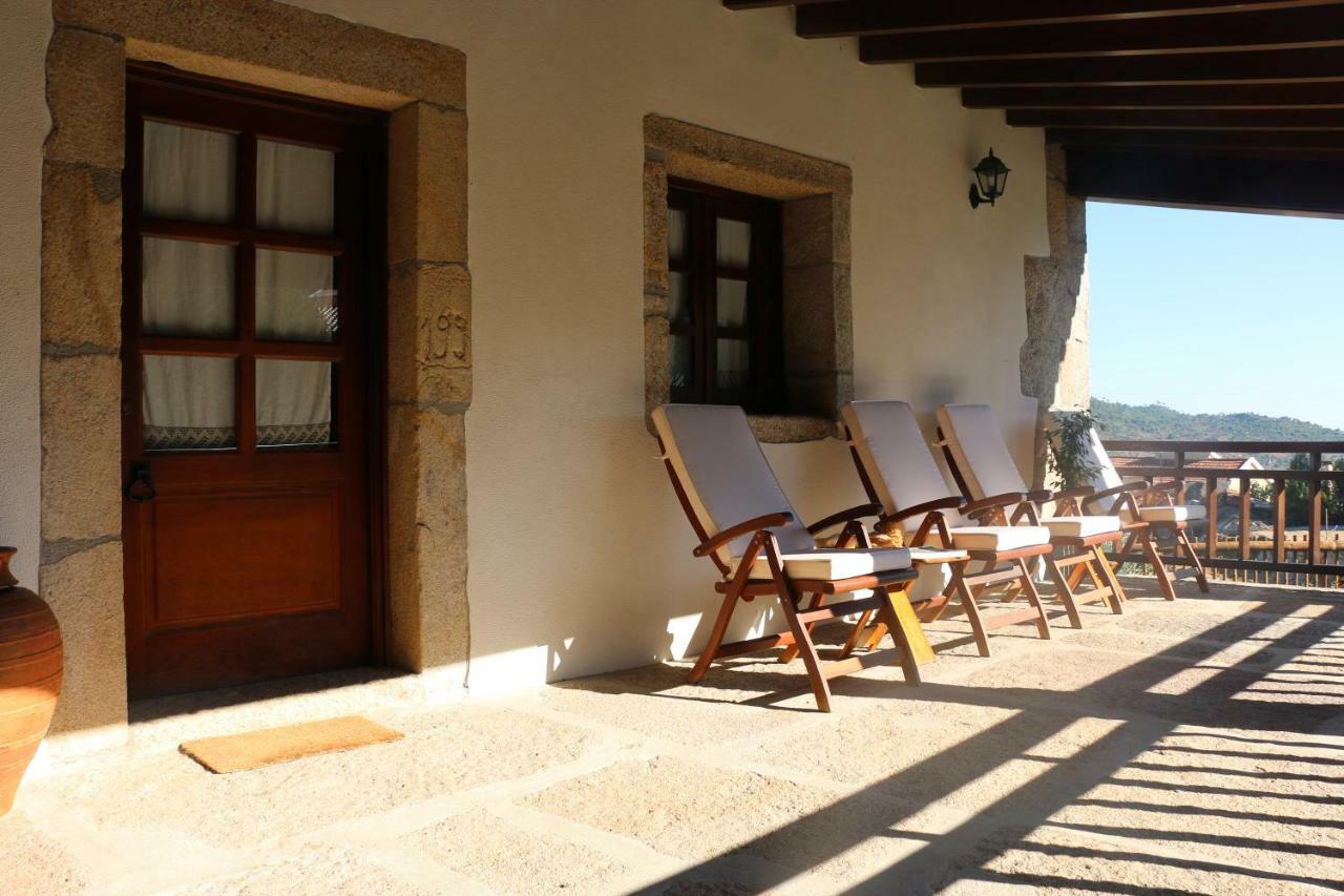 Casa Dona Urraca Hotel Vilarinho da Castanheira Luaran gambar